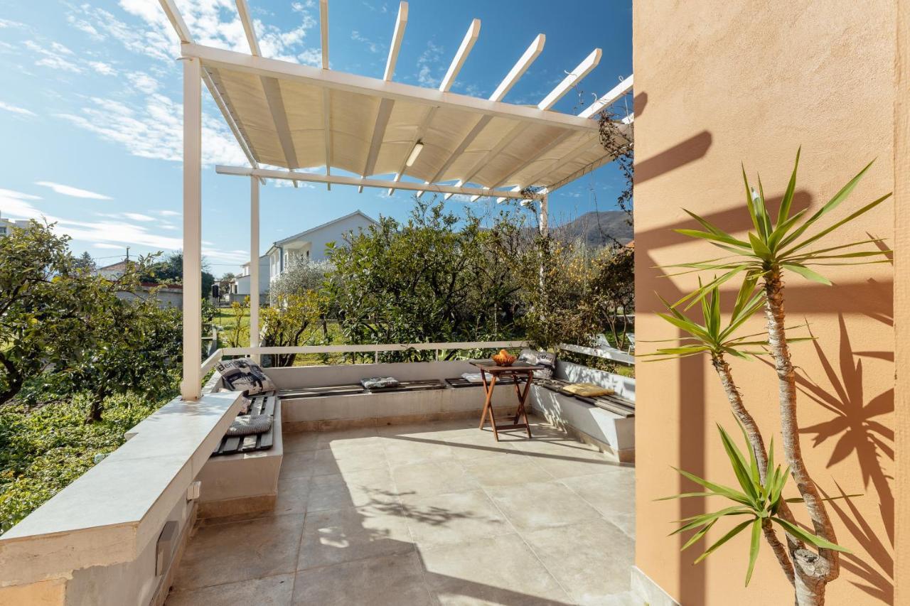 Stylish Mini-House With Garden & Beach Bijela Dış mekan fotoğraf