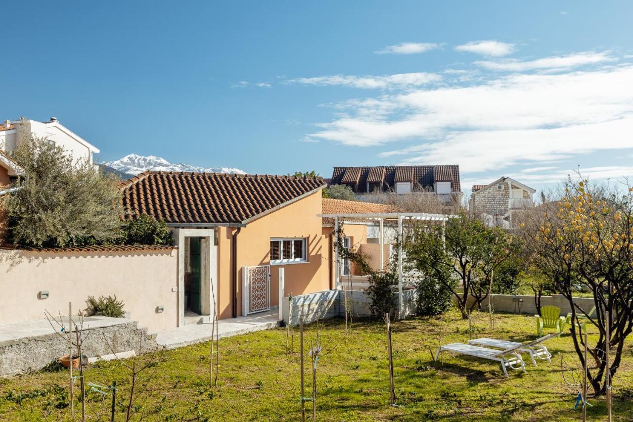 Stylish Mini-House With Garden & Beach Bijela Dış mekan fotoğraf