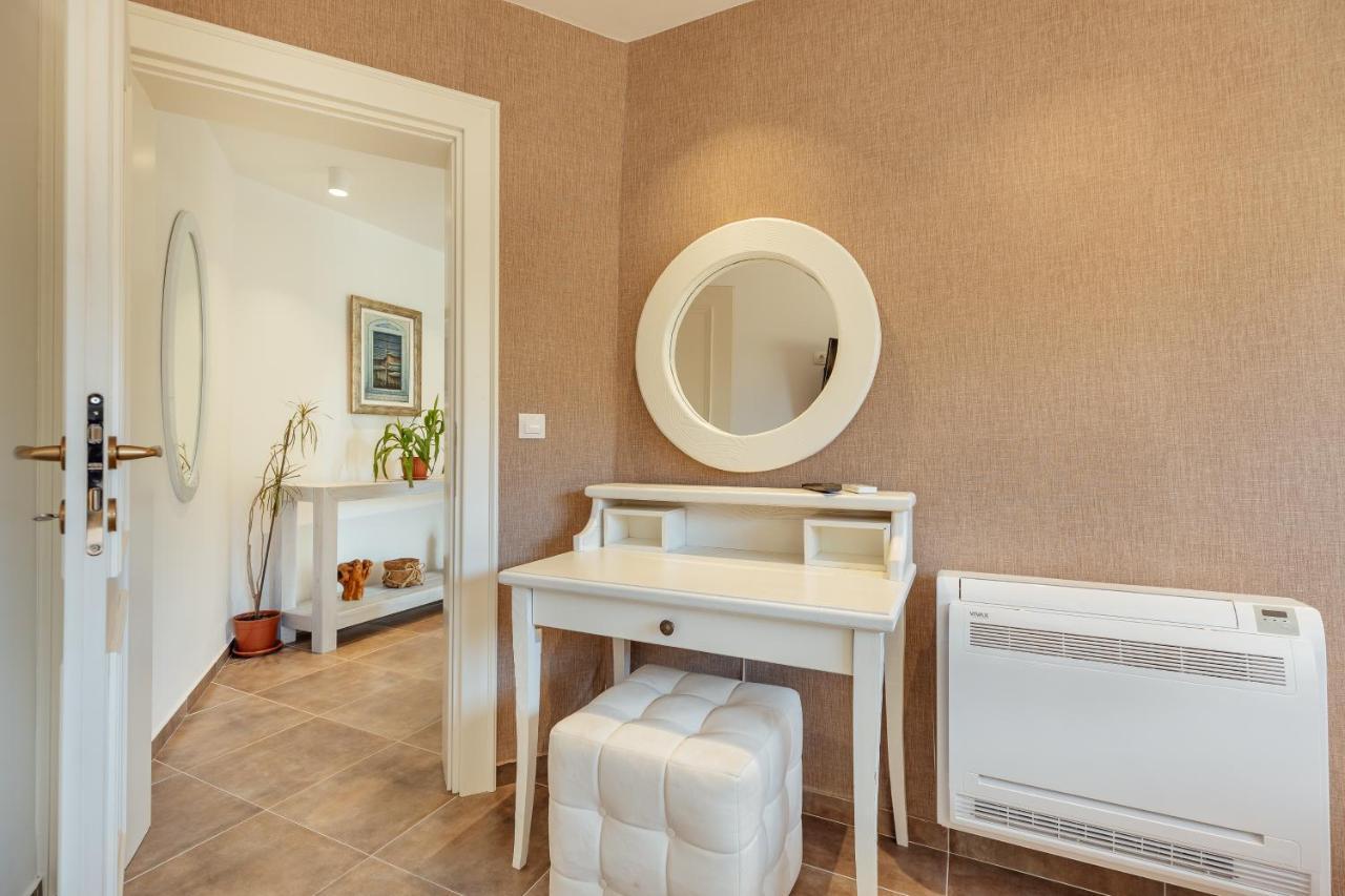 Stylish Mini-House With Garden & Beach Bijela Dış mekan fotoğraf