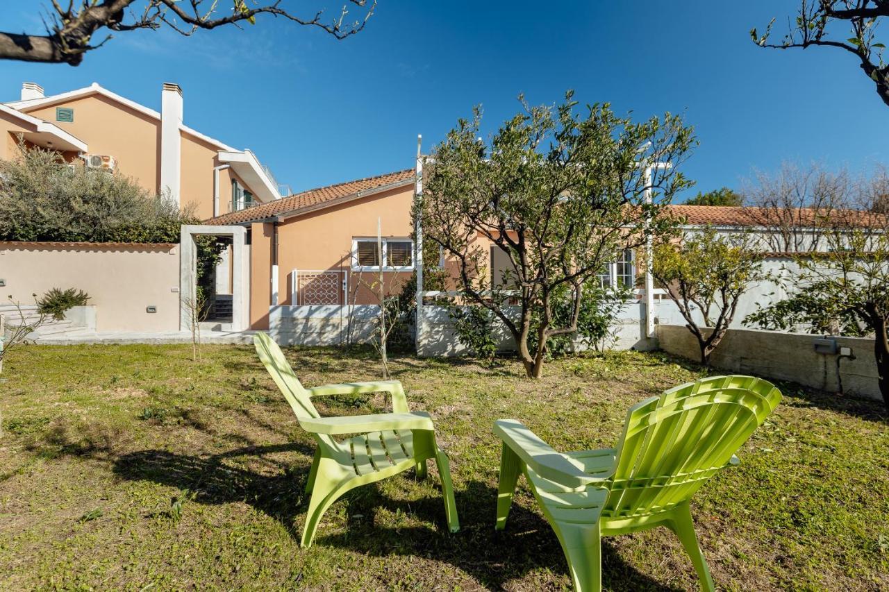 Stylish Mini-House With Garden & Beach Bijela Dış mekan fotoğraf